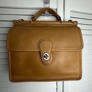 Vtg 1999 COACH WILLIS British Tan Leather Shoulder Bag Satchel Purse 9927